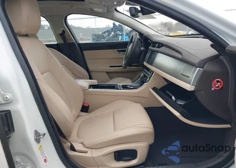 2018 Jaguar Xf 25T из США, поврежденный, VIN SAJBS4FX7JCY54340